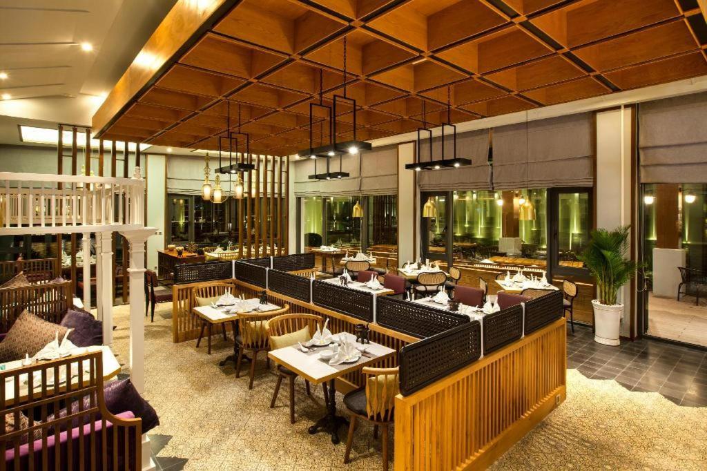 Vinoasis Phu Quoc 호텔 비엔호아 외부 사진